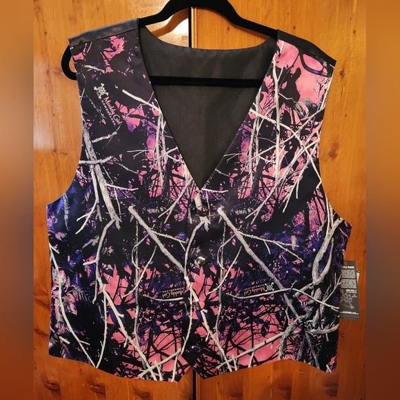 Men's 4 Button Camo Vest size 2XL - Picture 1 of 3